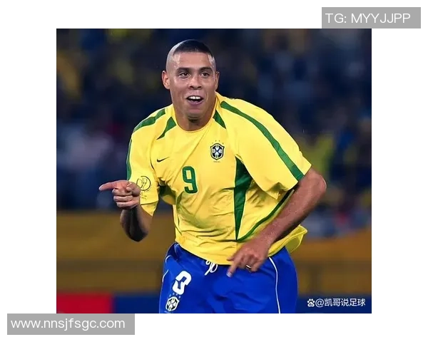 历史伟大足球球星的传奇足迹与足球世界的深远影响