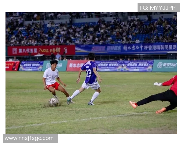 白人足球明星在世界足坛的崛起与影响力分析