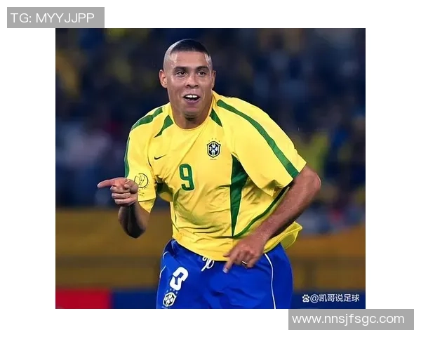 足球球星个性化动作解析：展现独特风格与技术背后的秘密